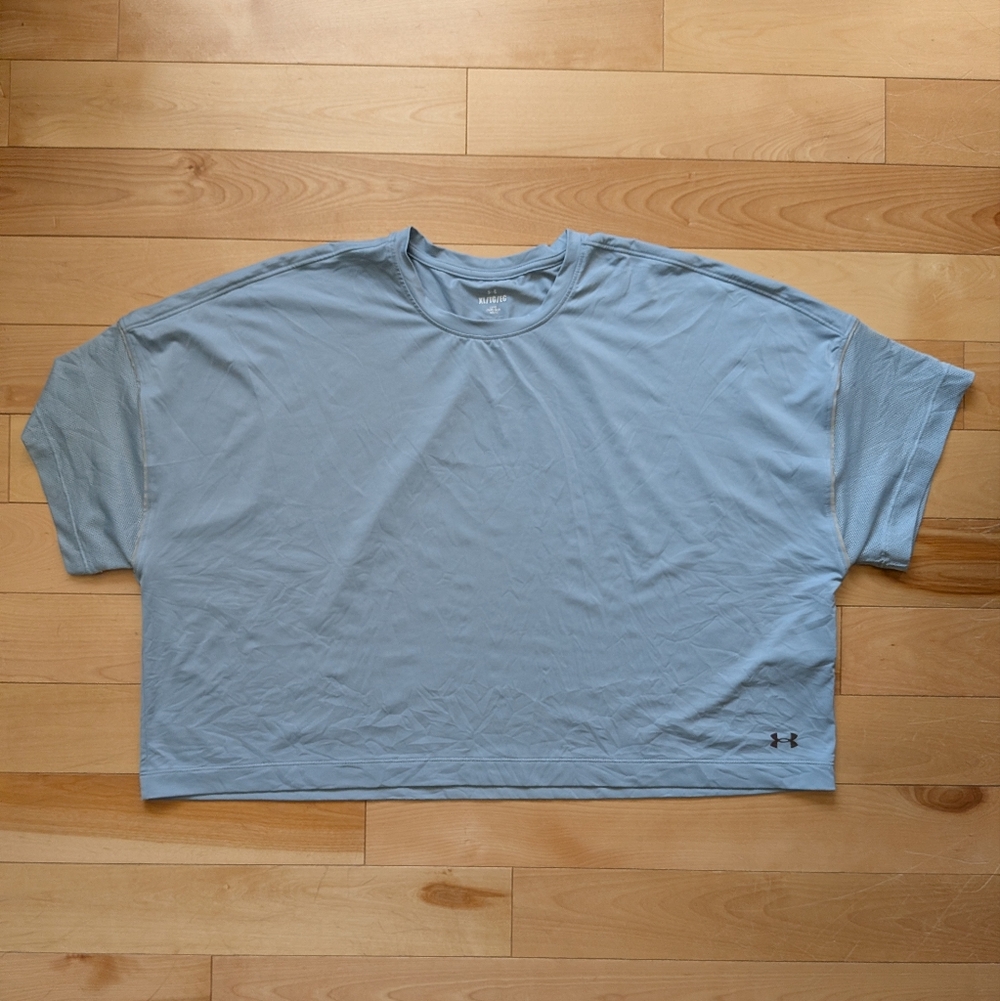 Under Armour Women's Crop Top, Loose Fit, Light Blue